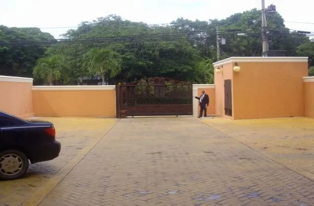 Apartahotel Drake Bolivar parking securidad